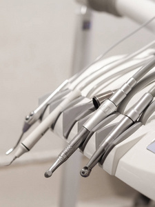 1667034150928380.jpg 手術(shù)器具圖片.jpg